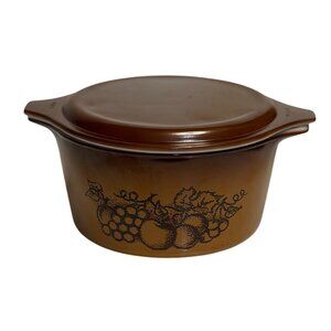 VTG Pyrex Old Orchard Brown Glass Casserole with Lid MCM Grapevine Design 1QT.